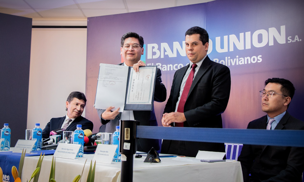 Firma convenio Banco Unión y ICB