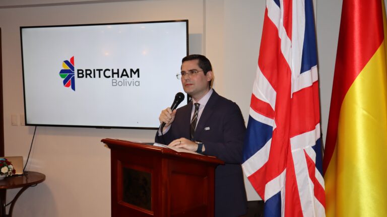 Richard Porter, Embajador de Reino Unido en Bolivia. Lanzamiento de BRITCHAM BOLIVIA, Cámara de Comercio Británica Boliviana